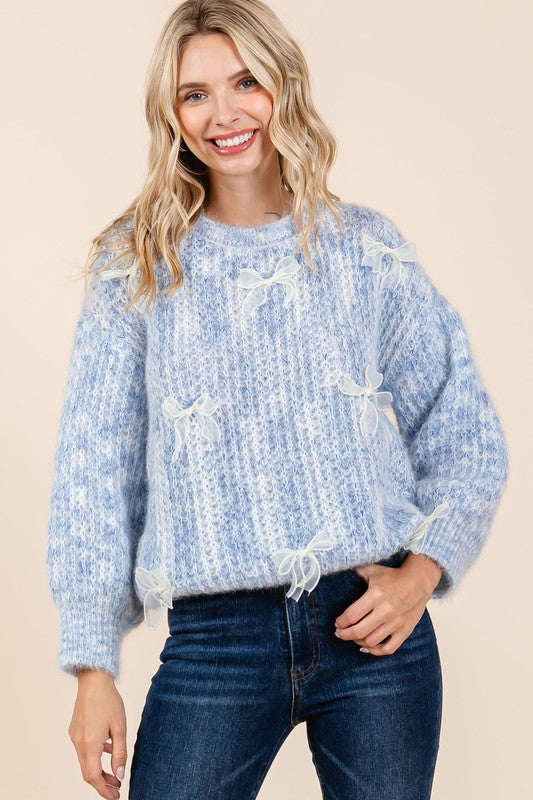 Melina | Heavy knit sweater with bow embroidery