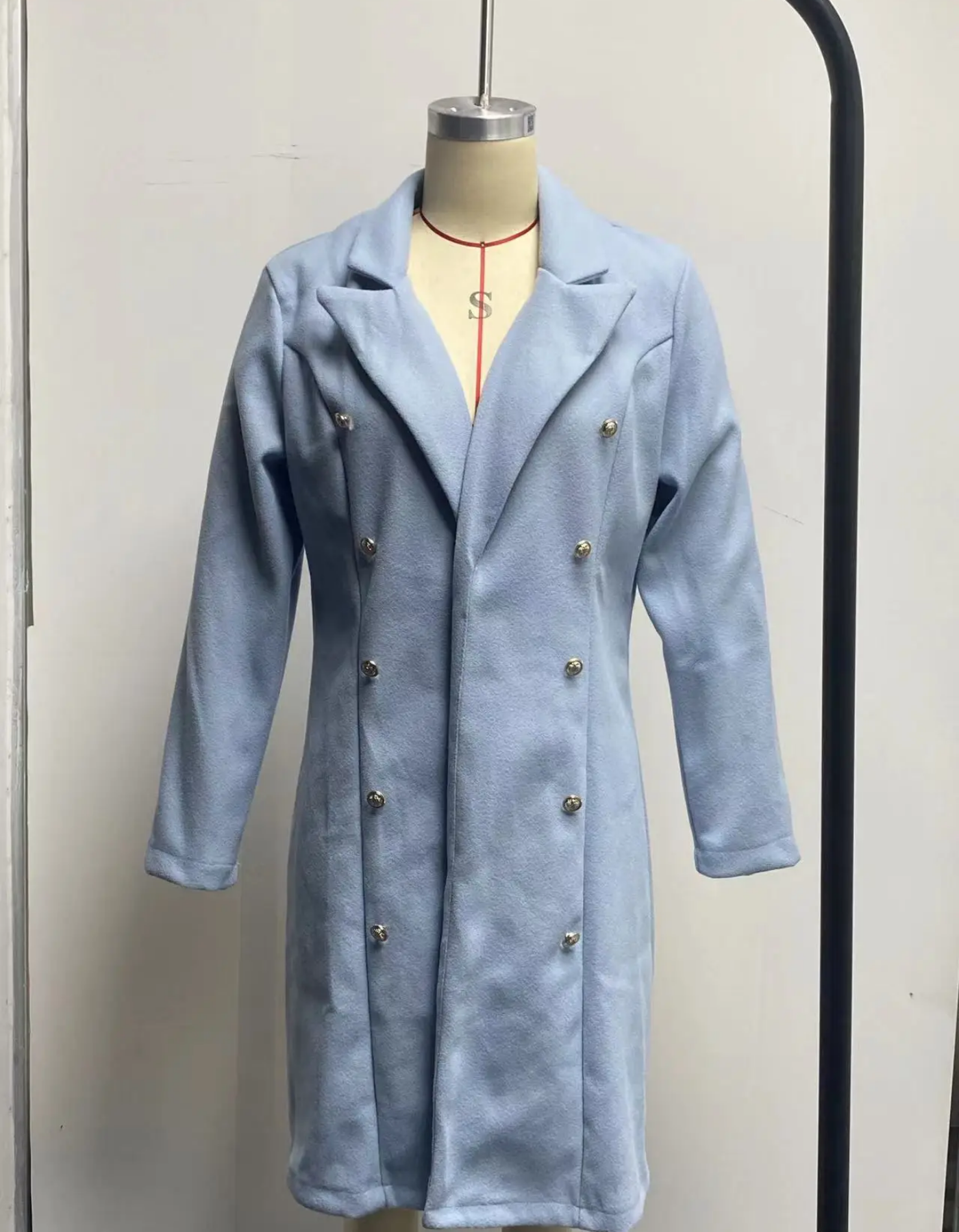 Hilda | Elegant and casual winter garment