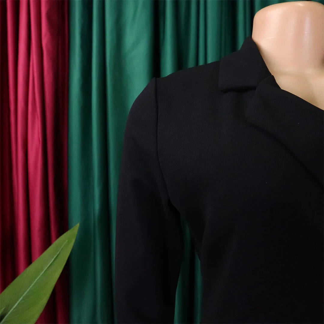 Noelia | Elegant and versatile winter garment