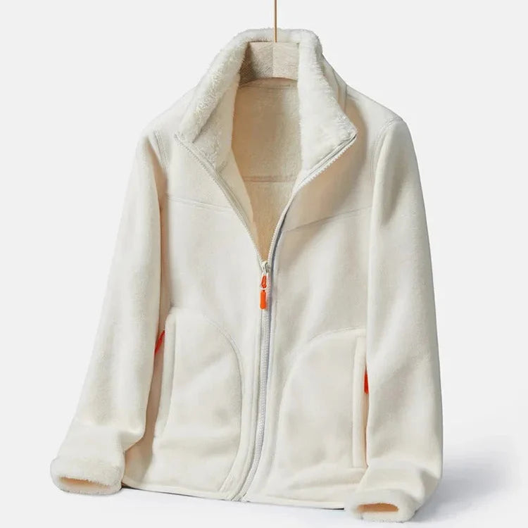 Jennifer | Effortless and trendy winter garment