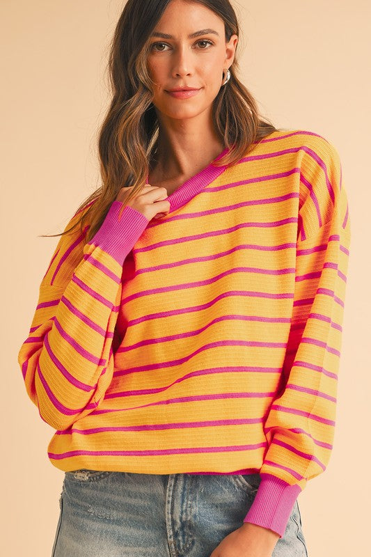 Julieta | Striped, loose sweater with a crew neck and dropped shoulders