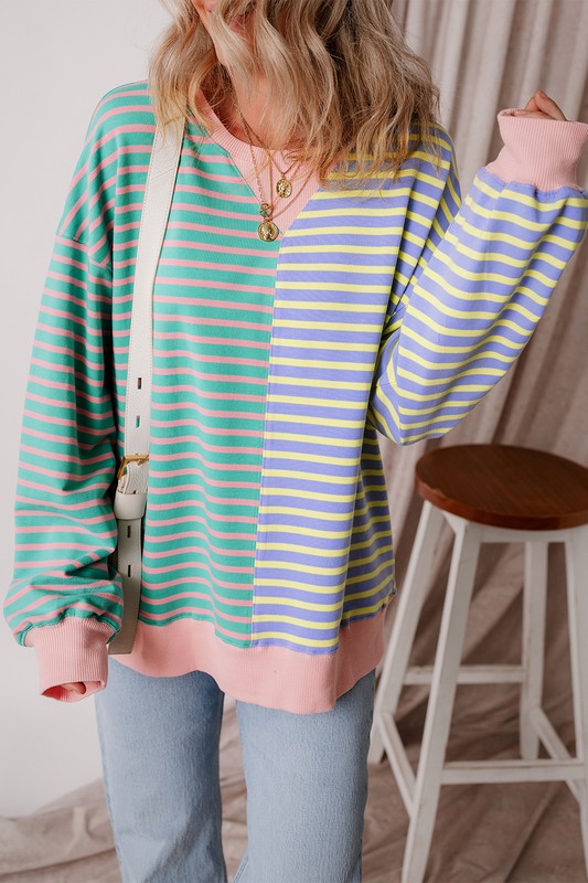 Olivia | Oversized sweatshirt with dropped shoulders in a color block look