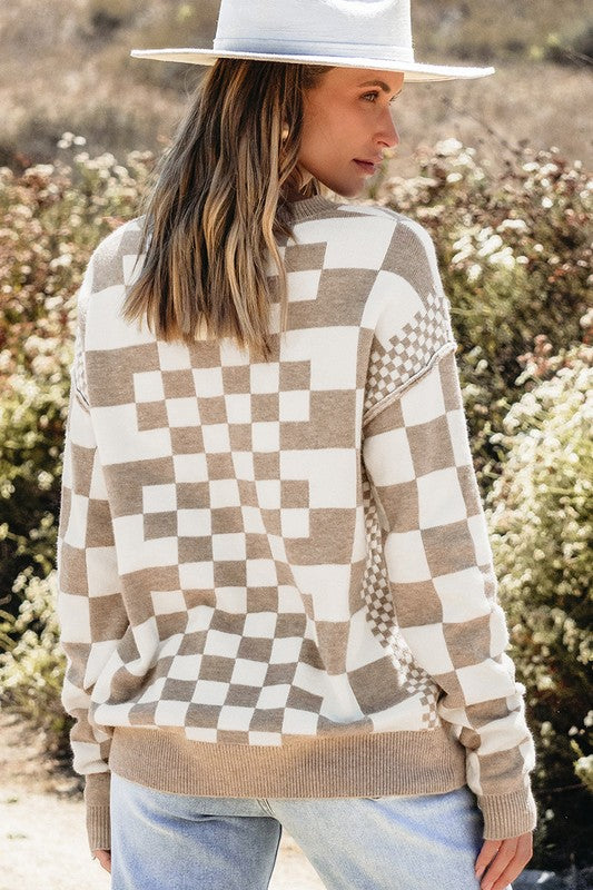 Ilona | Pullover with a checked print and dropped shoulders with a crew neck