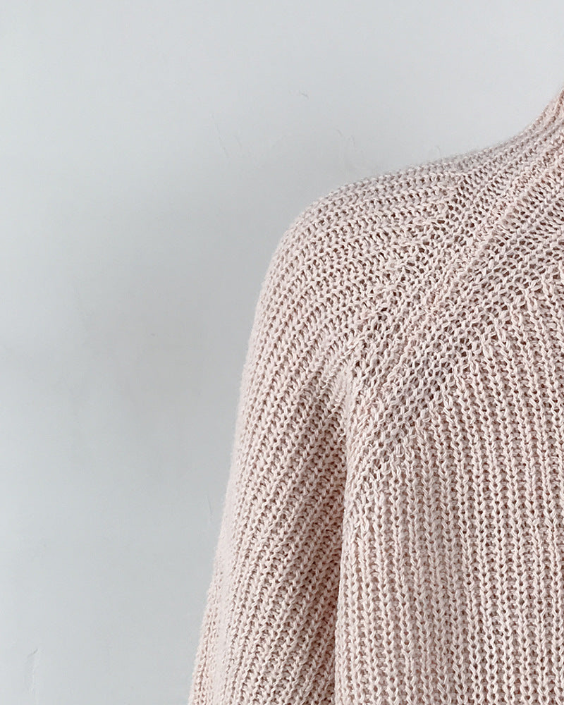 Angela | Fashionable and minimalist winter sweater