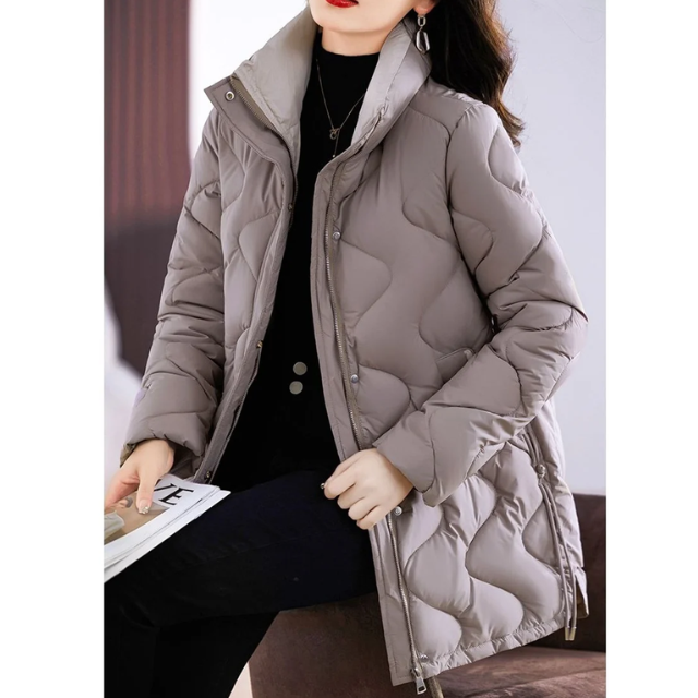 Yara | Elegant and versatile winter garment