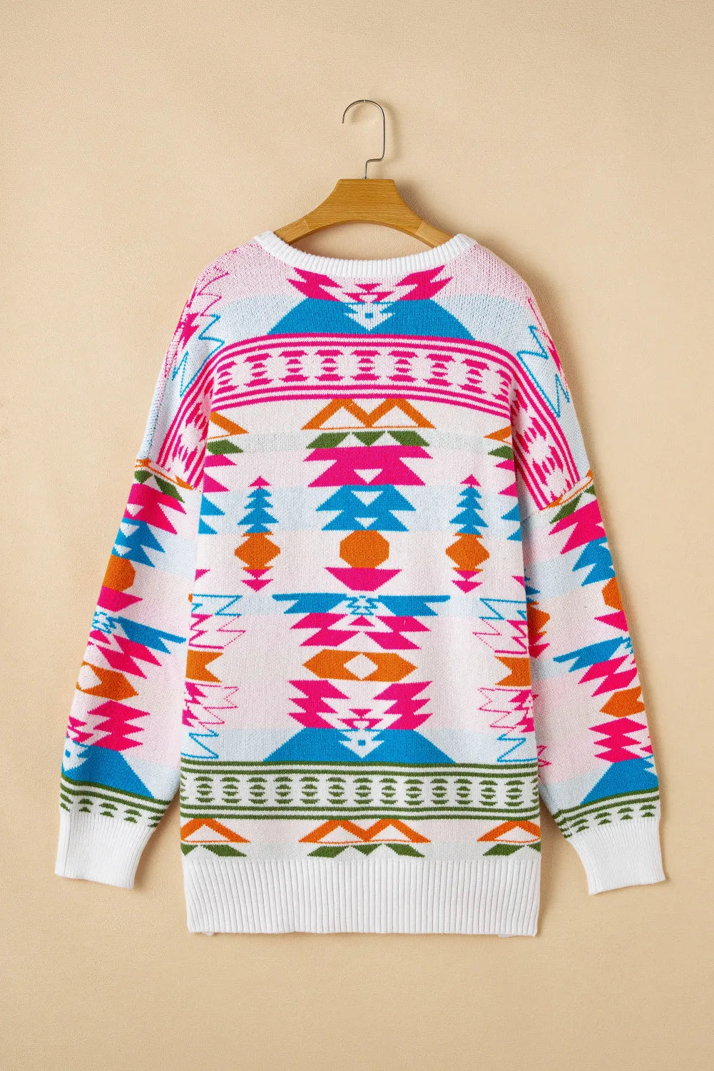 Monique | Long-sleeved sweater with a geometric V-neck