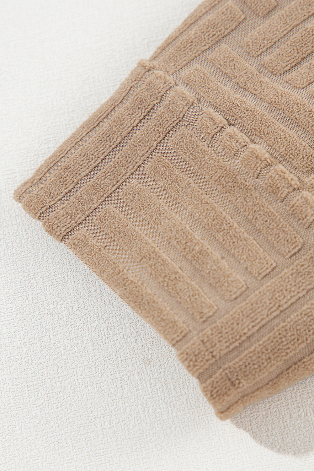 Fatima® | Fashionable and minimalist winter garment