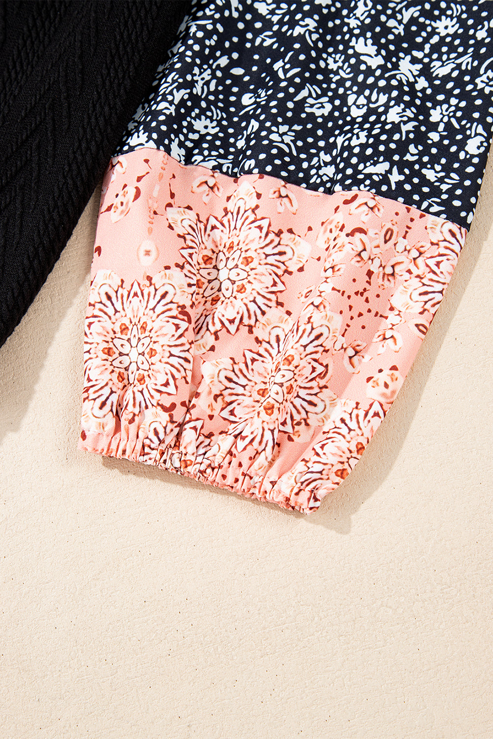Reina | Casual and relaxed winter blouse.