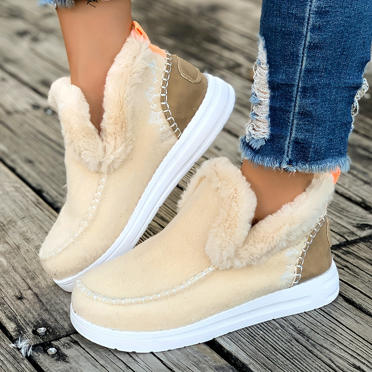 Isabel | Cozy winter slippers for women: fleece lining, PU sole and soft fabric construction