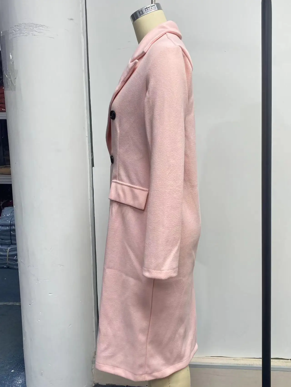 Renata | Casual and effortless winter garment