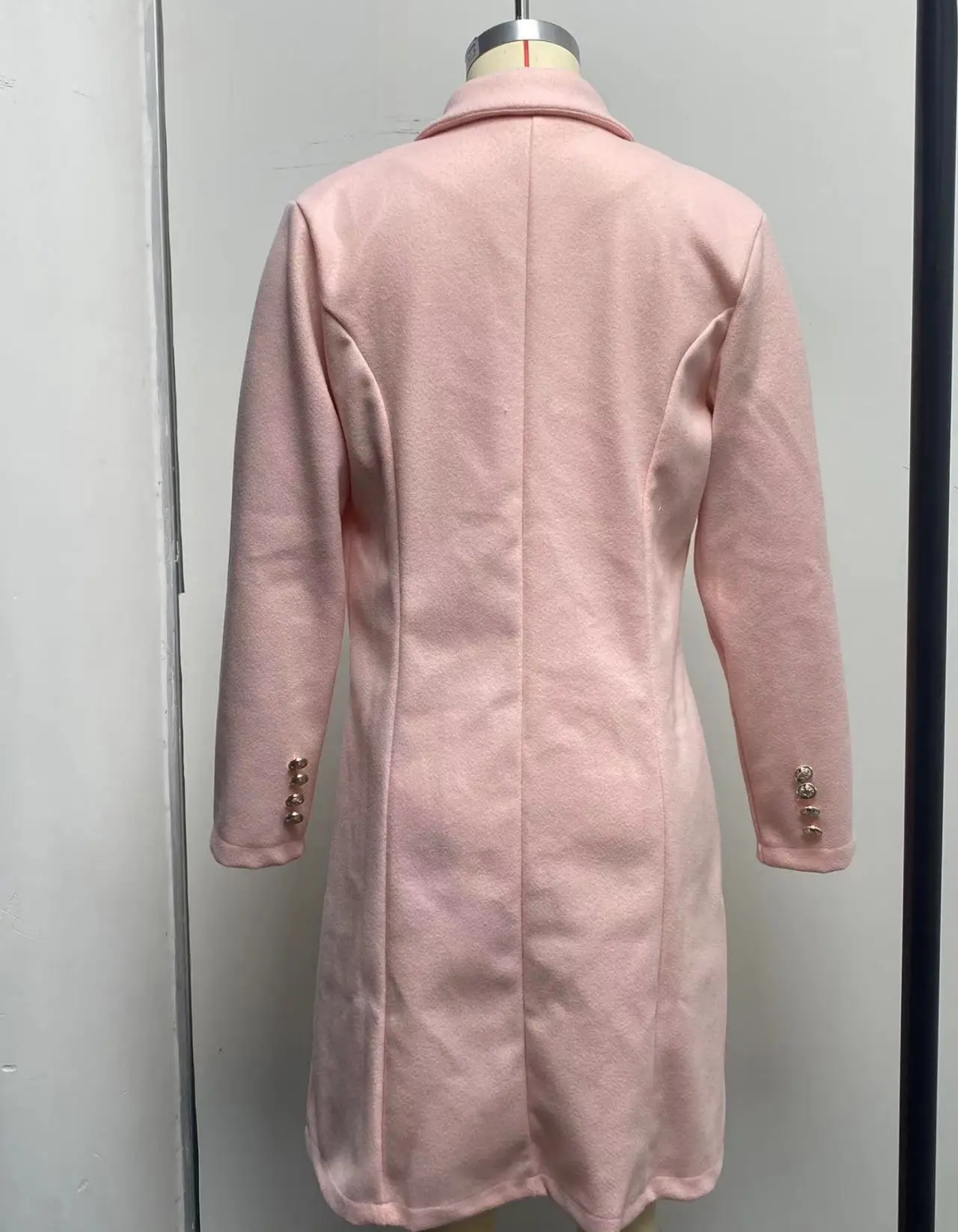 Hilda | Elegant and casual winter garment