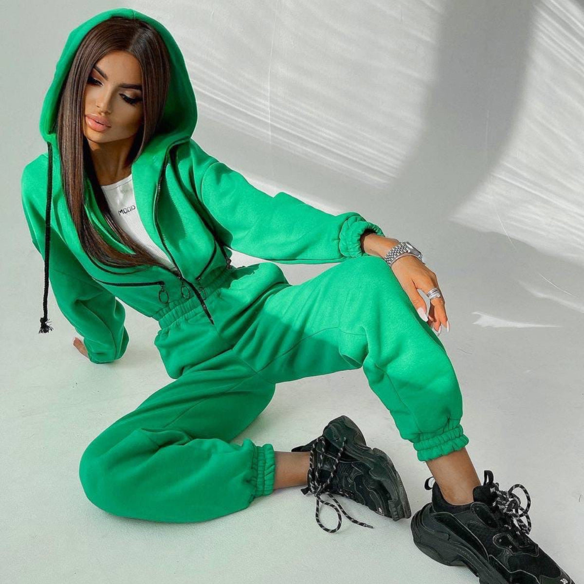 Lorena | Sweatshirt with hood and waist