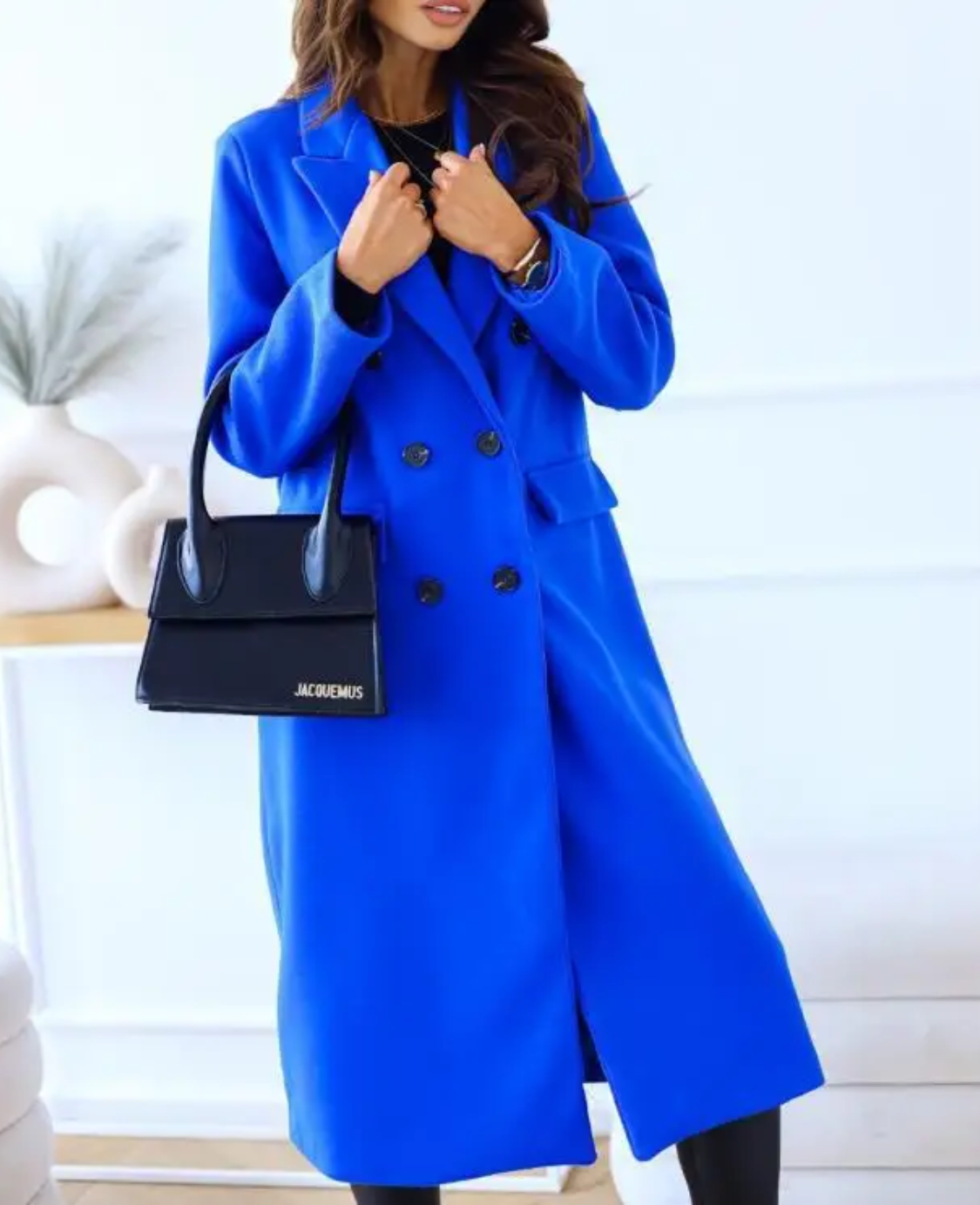 Rafaela | Classic and comfortable winter garment.