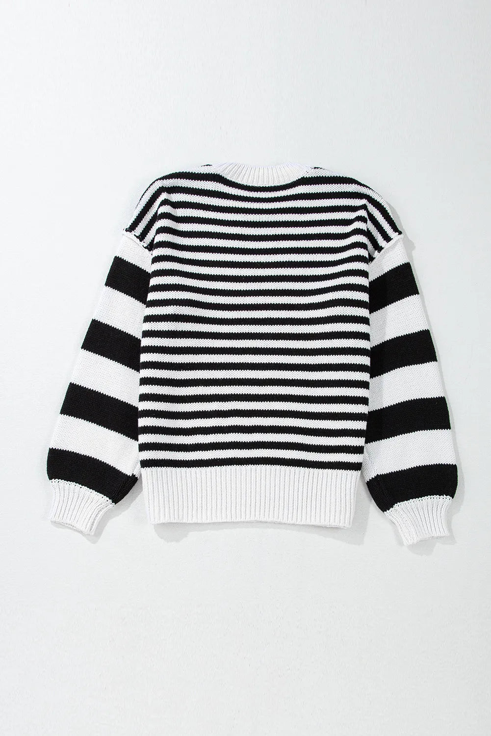 Angela | Striped long-sleeved sweater with a crew neck