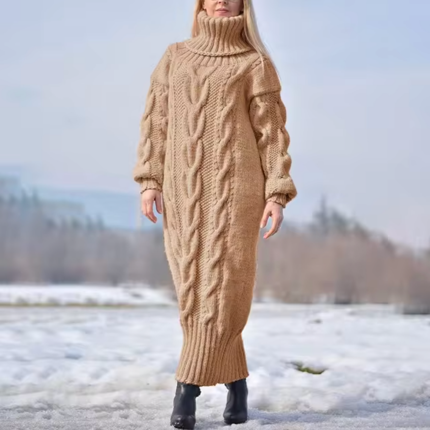 Maria Eugenia | Turtleneck sweater, long dress