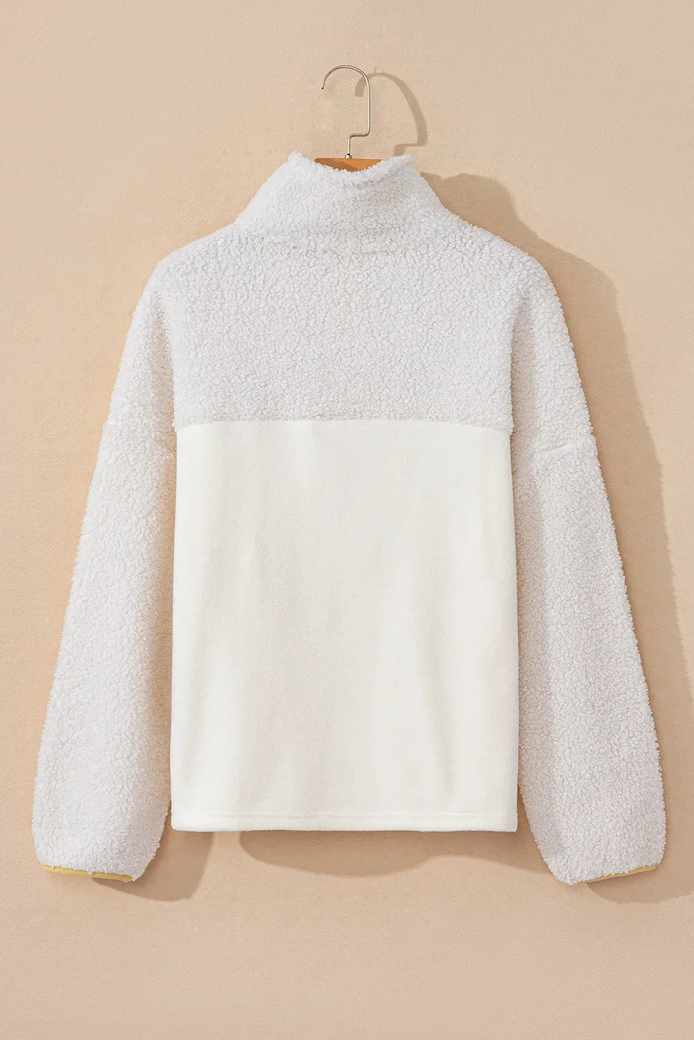 Cinthia | Long sleeve sherpa sweatshirt with stand-up collar