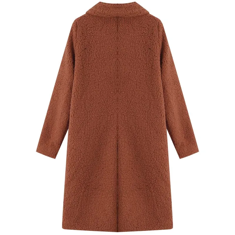 Gertrudis | Effortless and chic winter garment