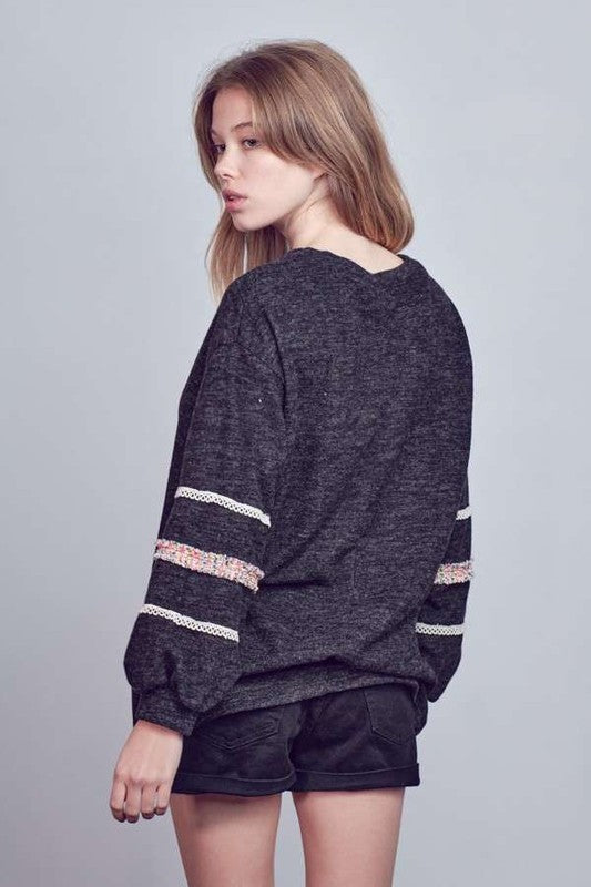 Aurora | SLEEVES WITH TWEED TRIM TUNIC