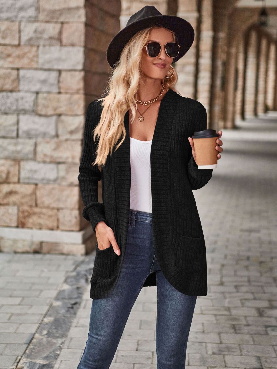 Patricia | Timeless and elegant winter cardigan