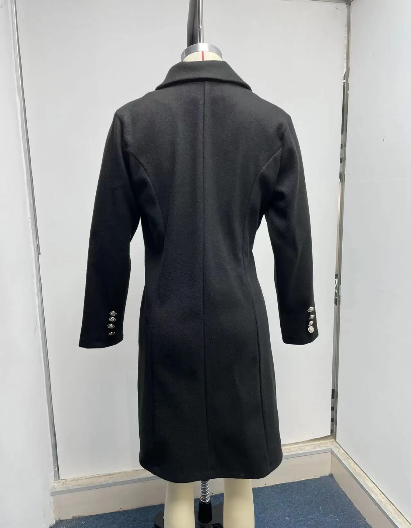 Elena | Elegant and casual winter garment