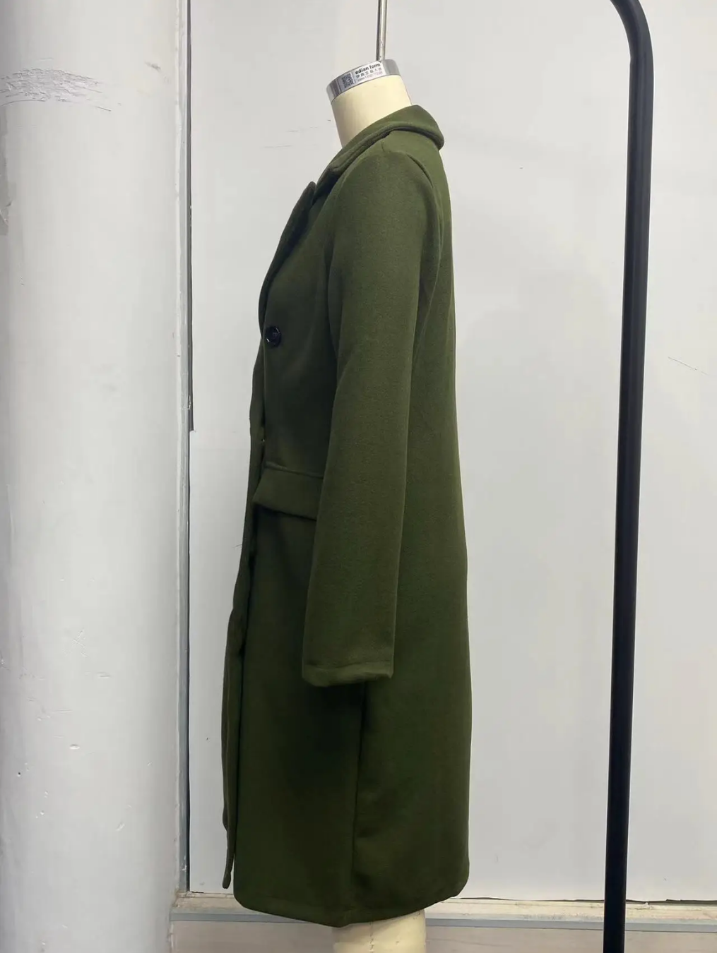 Renata | Casual and effortless winter garment