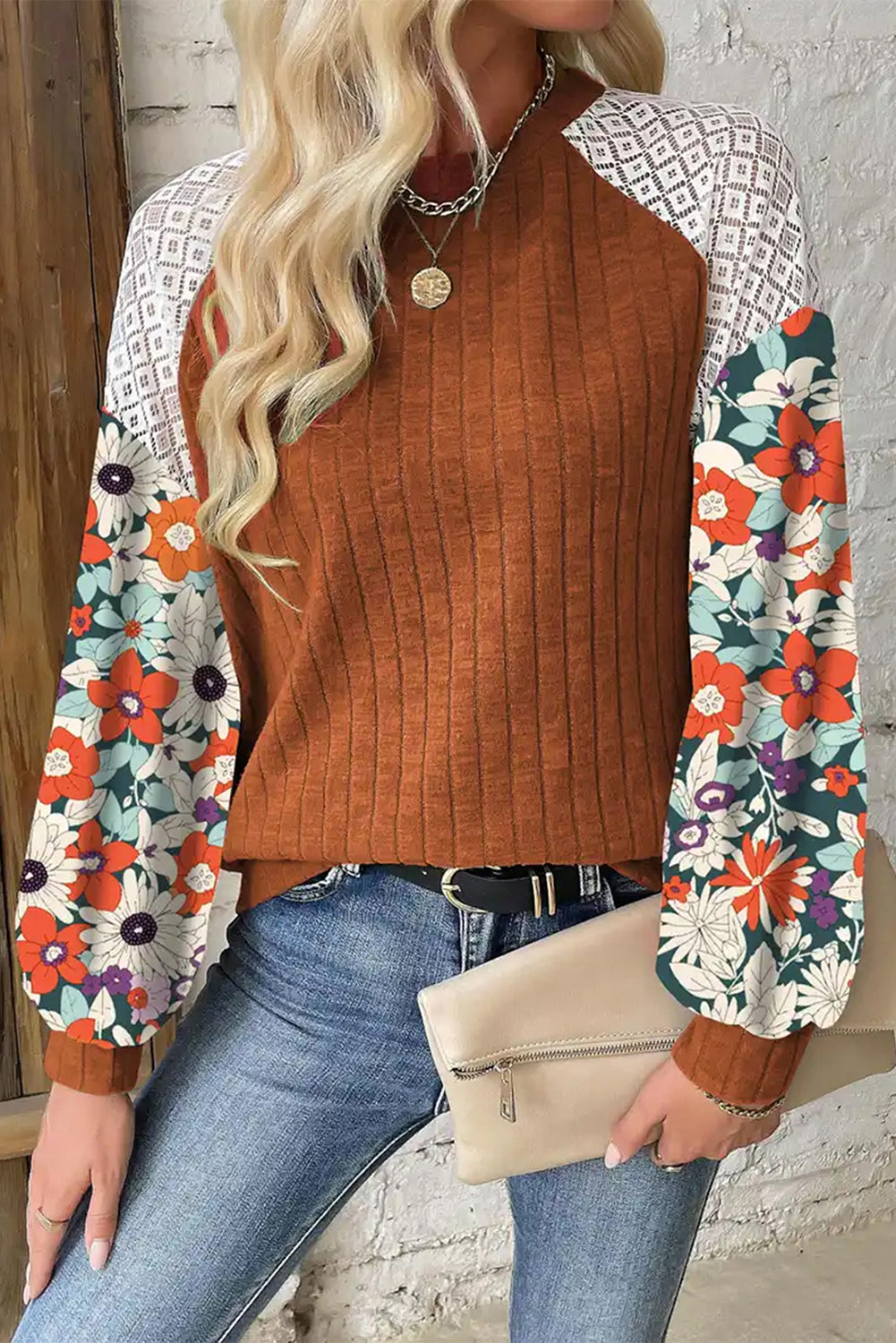 Irma | Fashionable and effortless winter blouse