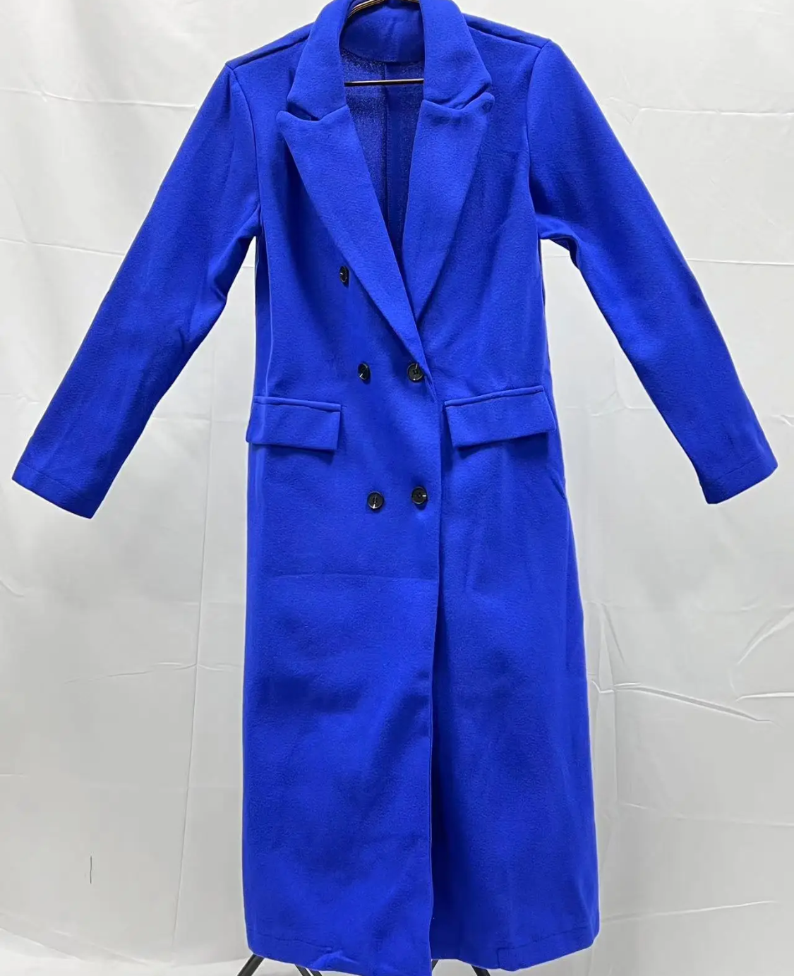 Yadira | Classic and comfortable winter garment