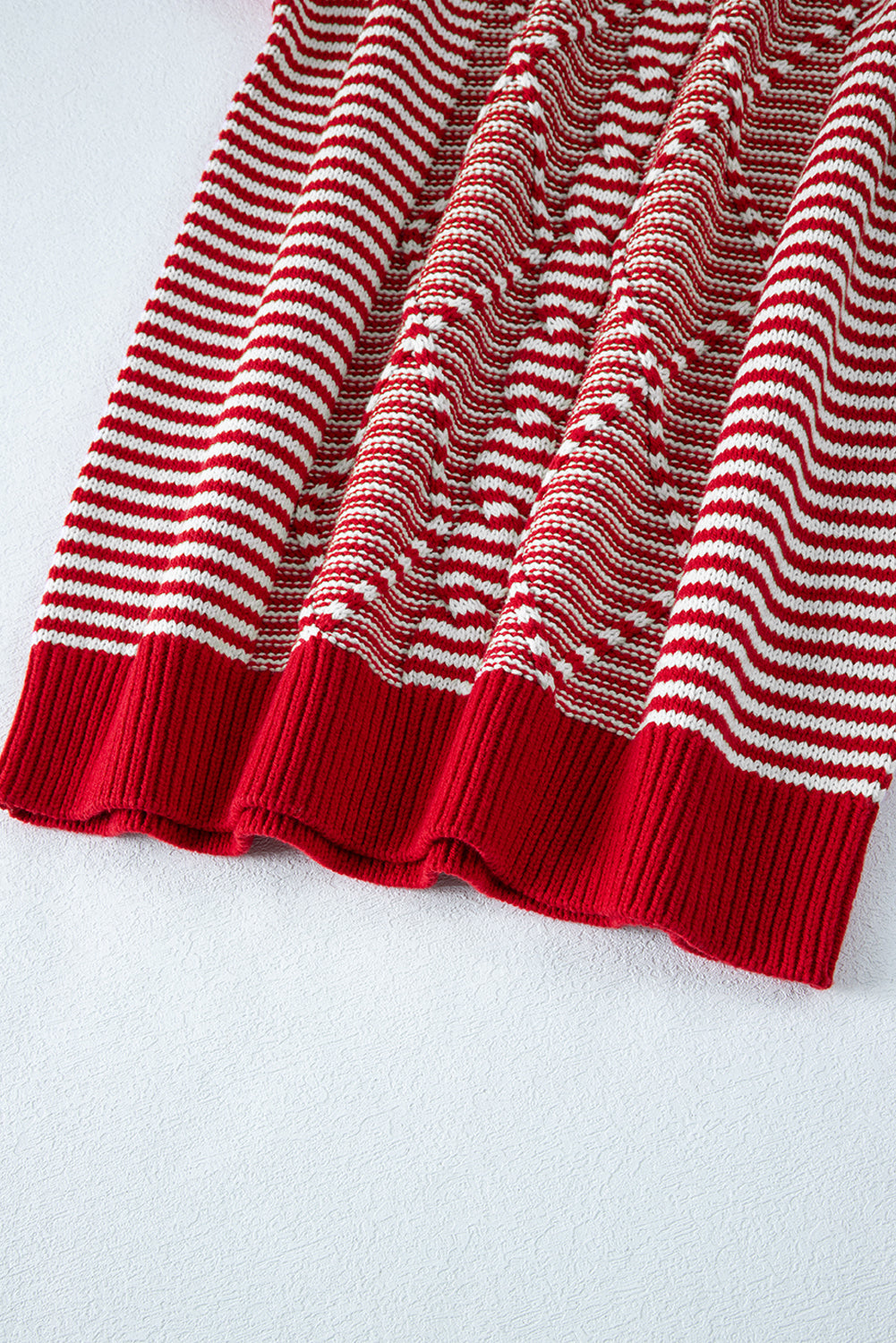Leonor | Classic and stylish winter sweater