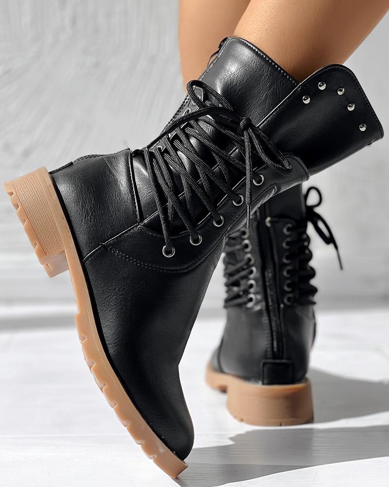 Helga | Modern and supportive orthopedic boots.