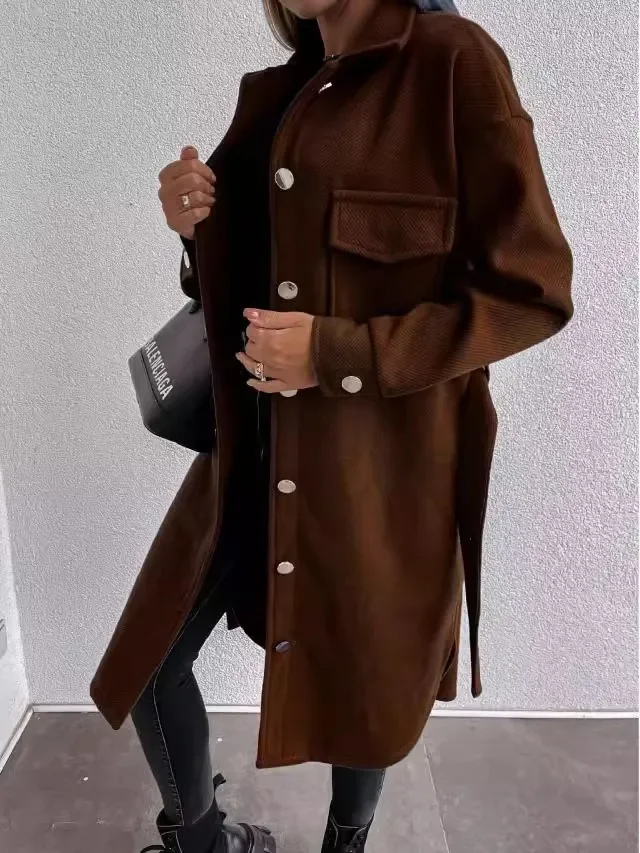 Yasmina | Elegant and simple winter garment