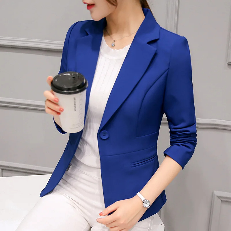 Leila | Chic and versatile winter garment