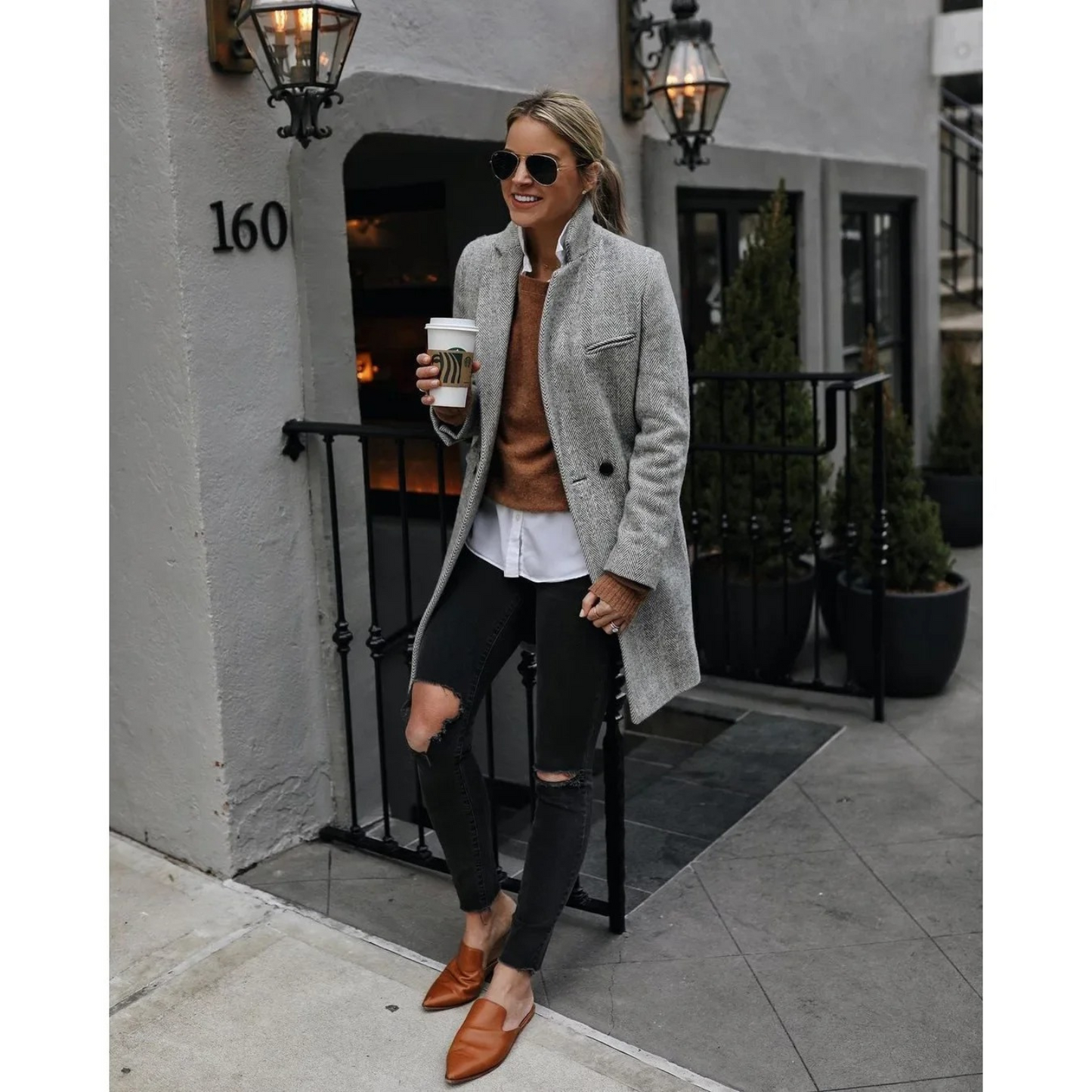 Delia | Relaxed and timeless winter garment