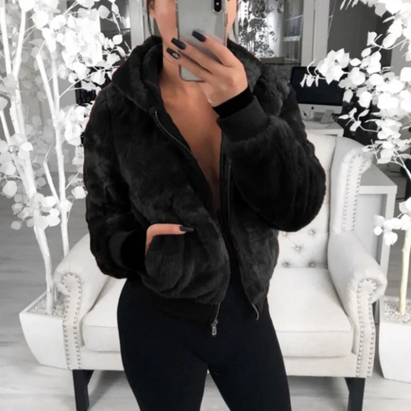 Eva | Classic and elegant winter garment