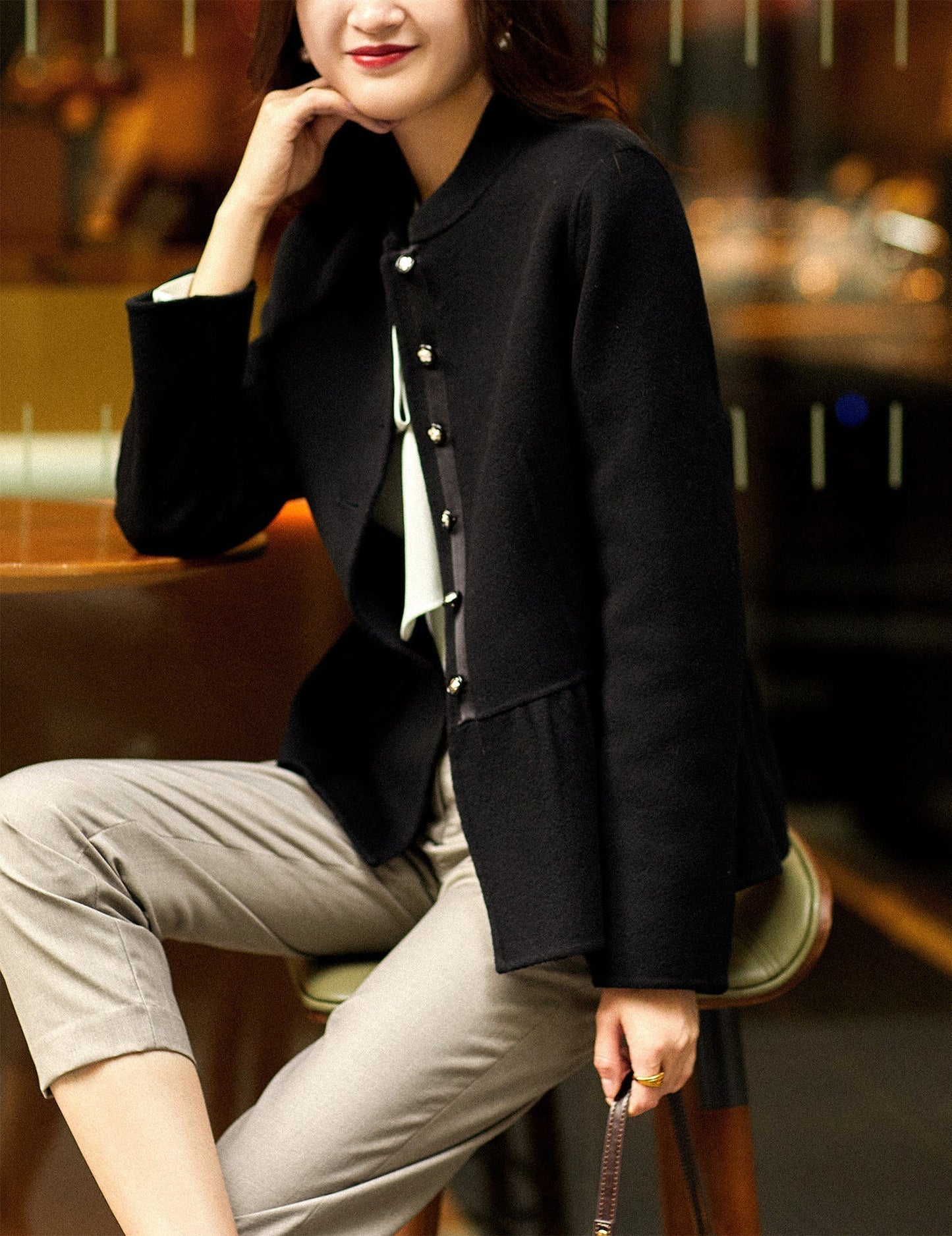 Yolanda | Chic and versatile winter garment