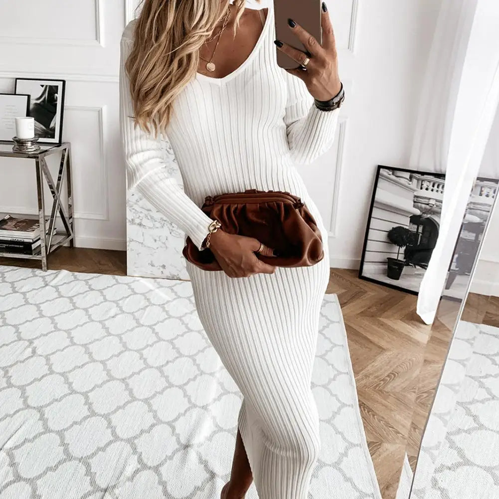 Luisa | Fashionable women's long-sleeved V-neck shirt