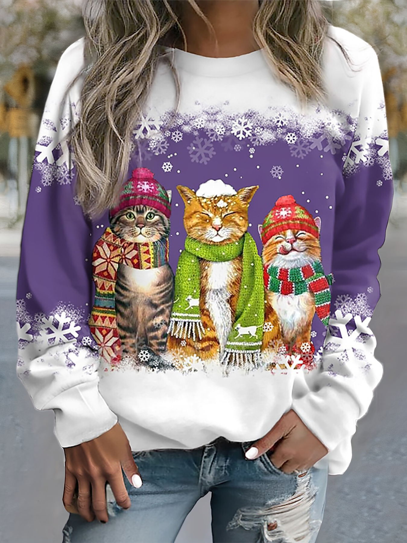Lourdes | WARM WINTER TOP WITH SNOW CAT PRINT