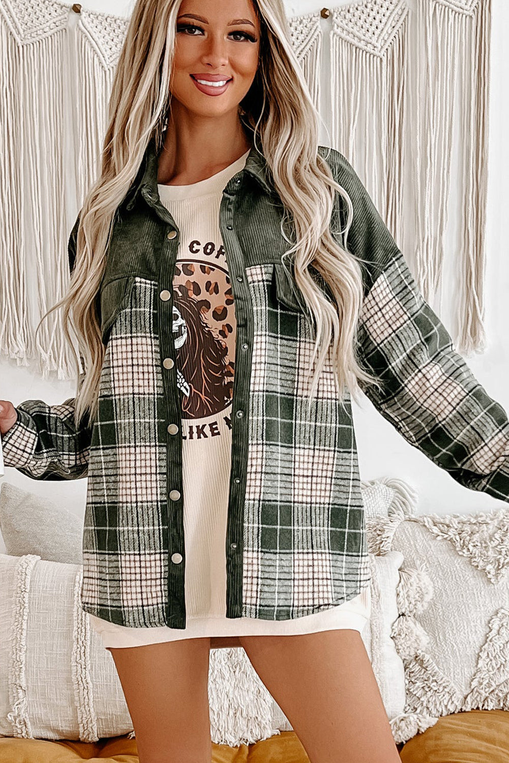 Juliana | Trendy and elegant winter clothing item