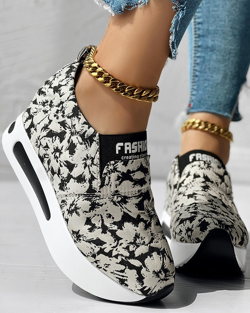 Maite | Supportive and stylish orthopedic sneakers