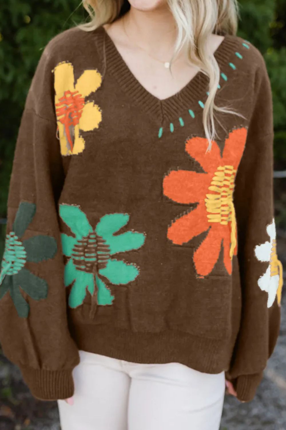 Marta | Floral sweater with a V-neck and dropped shoulders