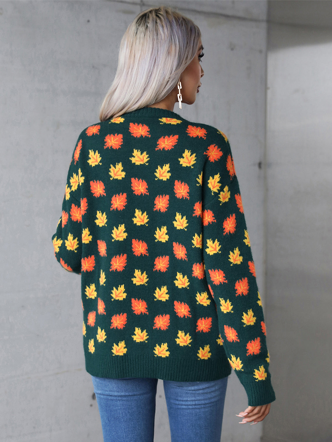 Araceli | Maple leaf long sleeve crew neck sweater