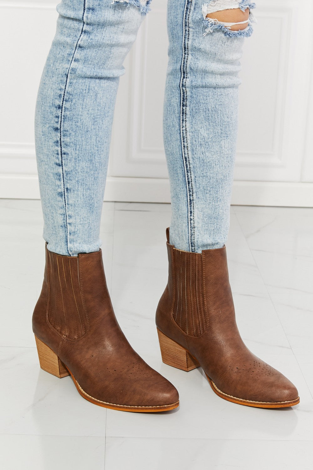 Paula | Casual and supportive orthopedic shoes