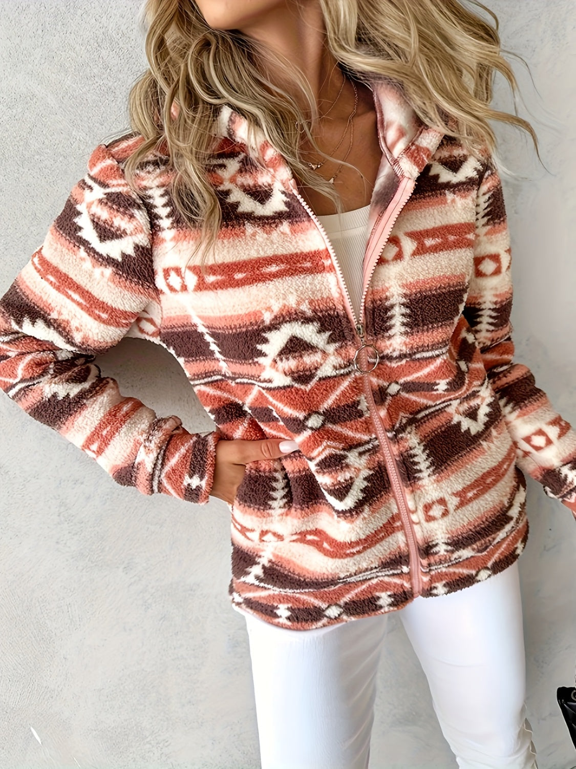 Amelie | Long sleeve hooded jacket with geometric zip
