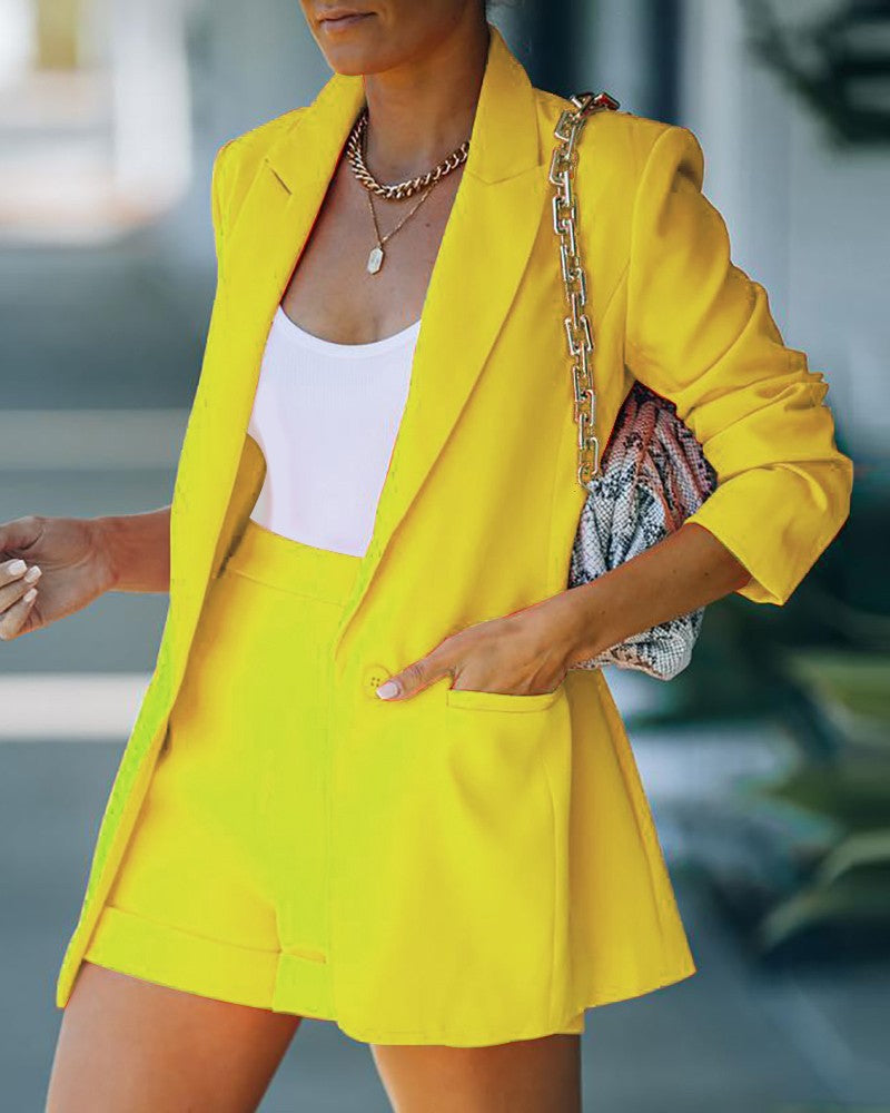 Lina® | Blazer and shorts set for women