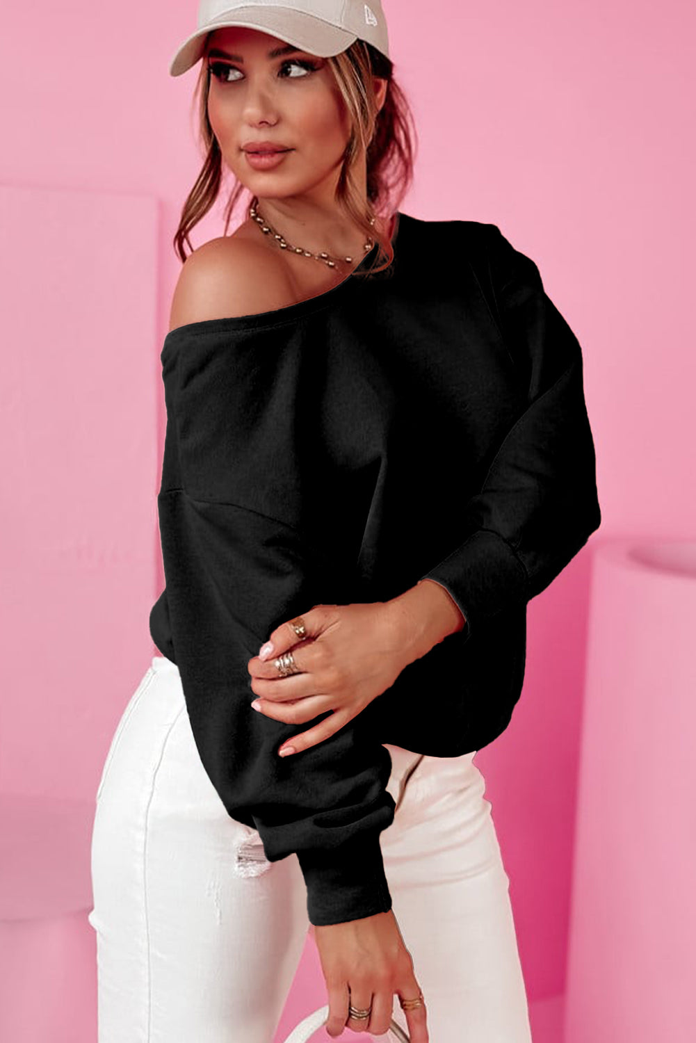 Adriana | Fashionable and effortless winter garment