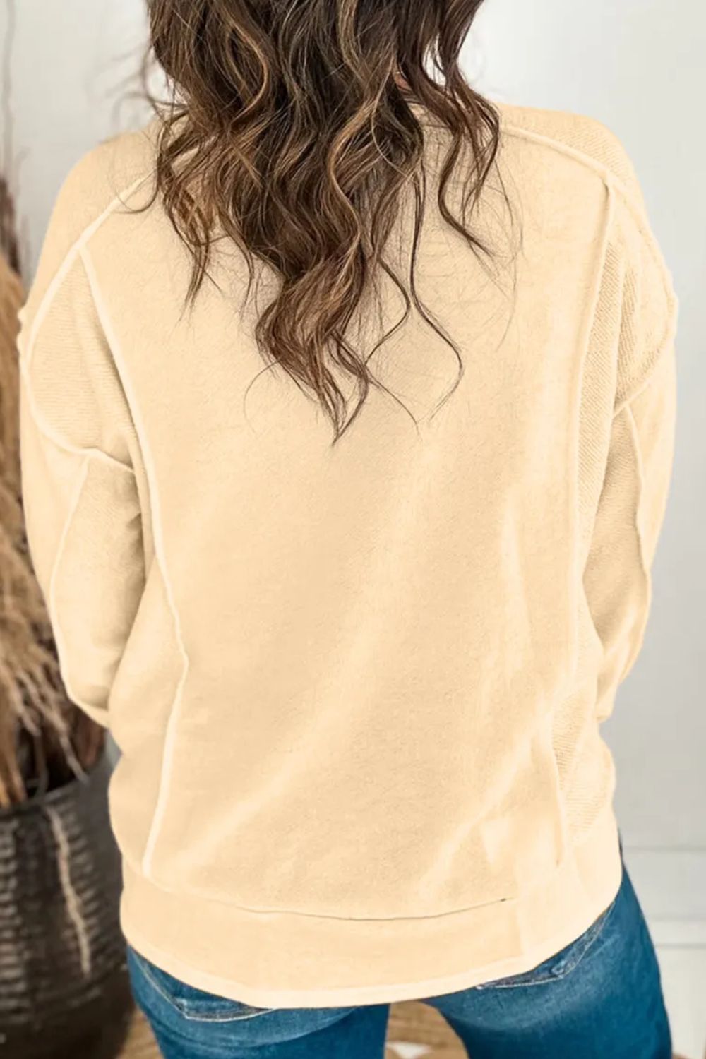 Mariana | Long-sleeved sweatshirt with exposed seam and crew neck