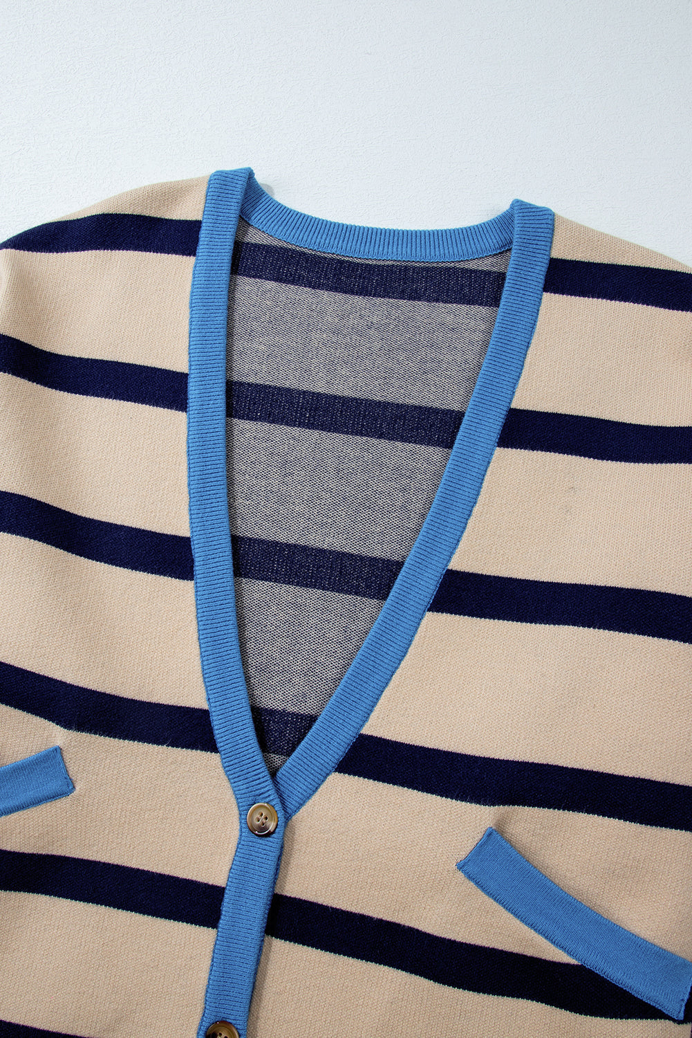 Monica| Casual and fashionable winter cardigan
