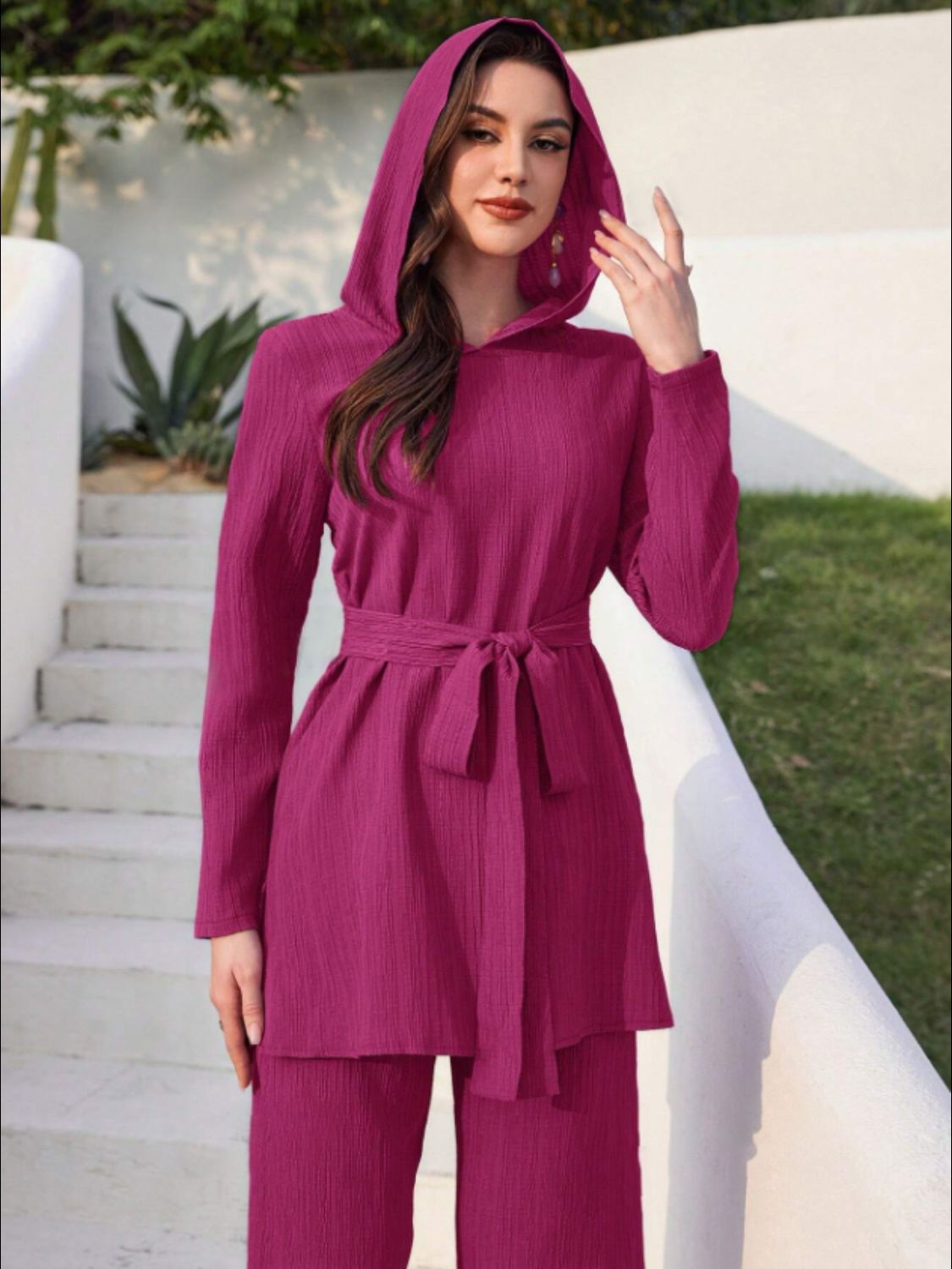 Annelie | Set consisting of a long-sleeved hooded top and tie-dye trousers