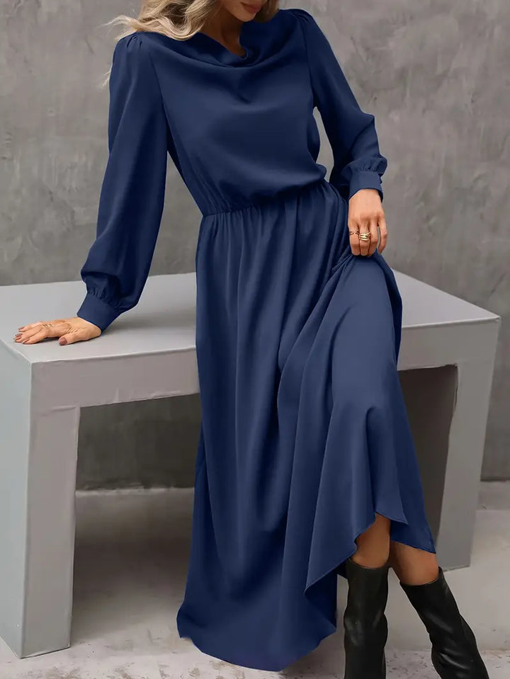 Soraya | Simple and stylish winter dress
