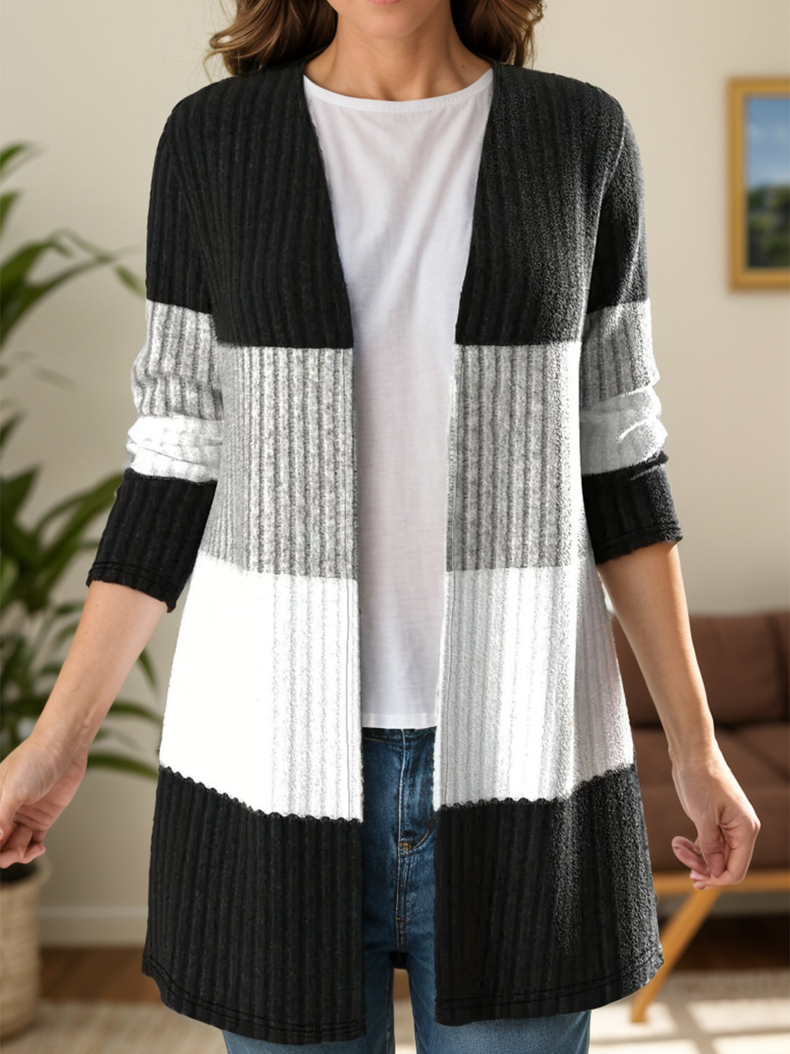 Carmen | Color block cardigan with open front and long sleeves