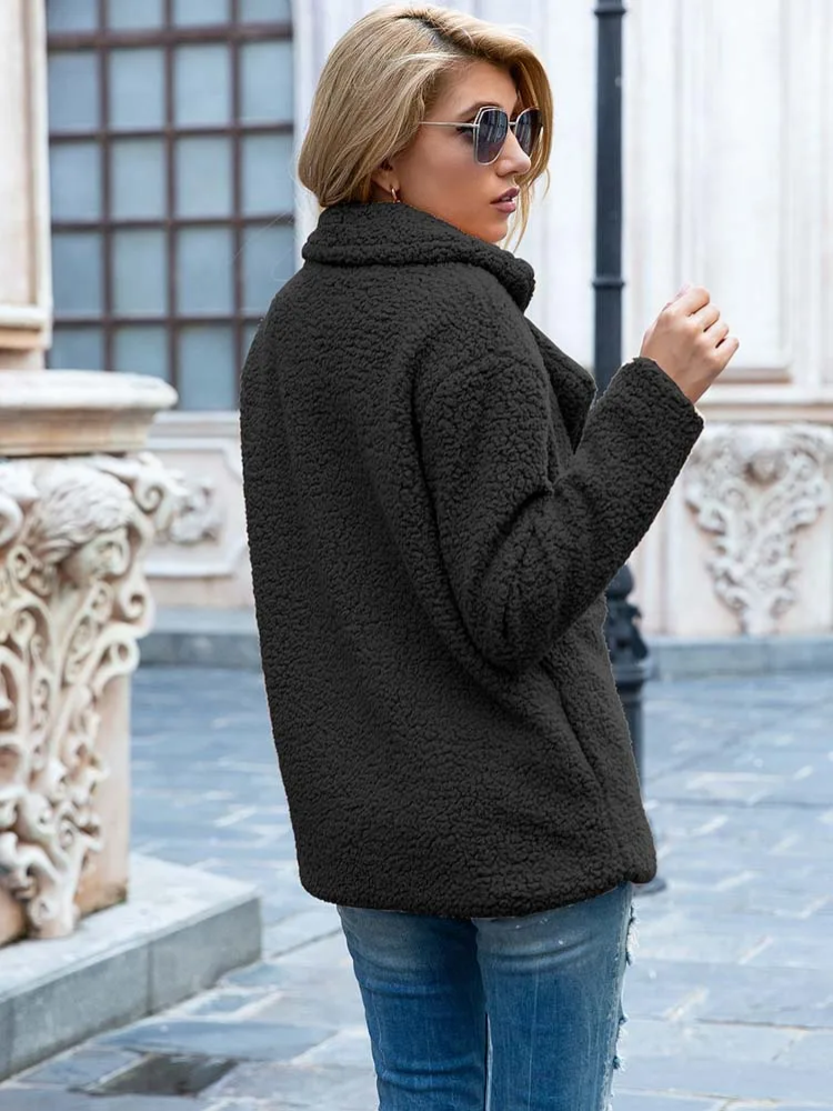 Viviana | Chic and versatile winter garment